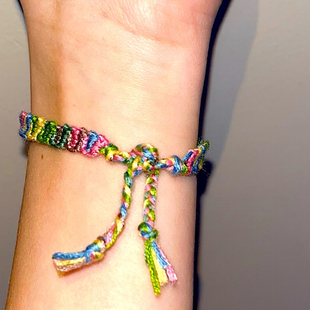 Handmade Multicoloured Brazilian bracelet medium and adjustable